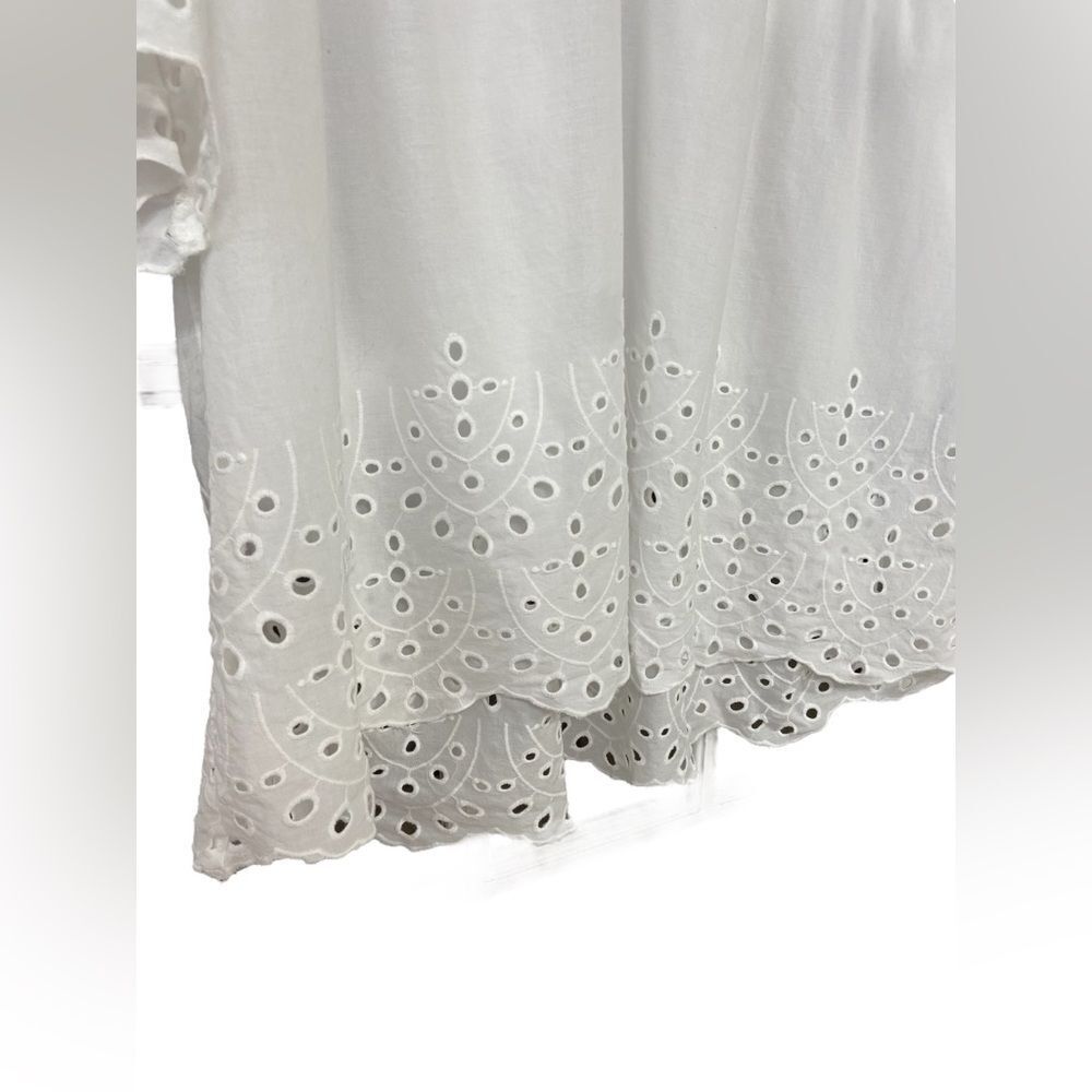 H&M White Eyelet Bell Sleeve Top Size 14 - Picture 4 of 6